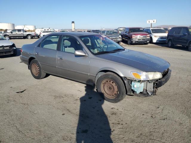 Photo 4 from auction – 2000 TOYOTA CAMRY CE with VIN JT2BF22K3Y0284679