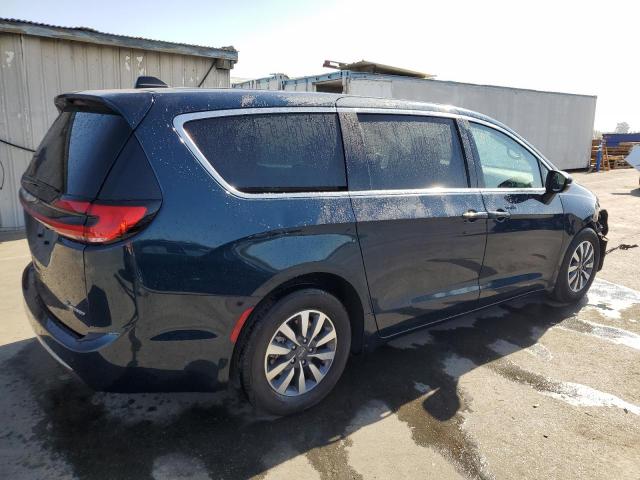 Photo 3 from auction – 2023 CHRYSLER PACIFICA H with VIN 2C4RC1L71PR632275