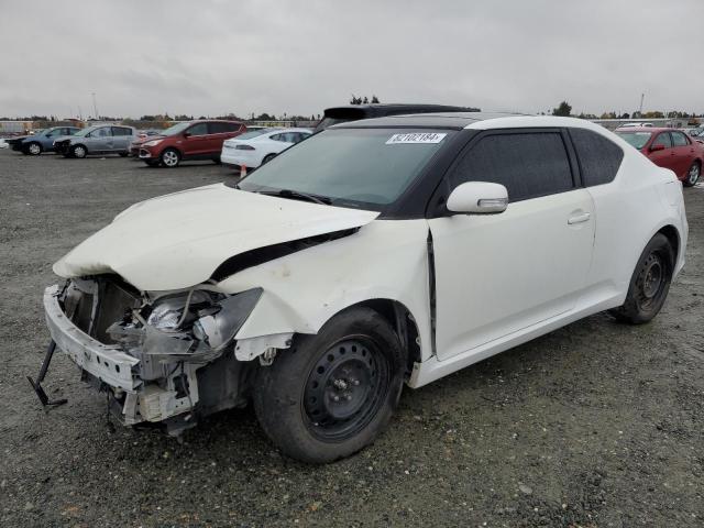 Zdjęcie 1 z aukcji – 2014 TOYOTA SCION TC z VIN JTKJF5C76E3079360