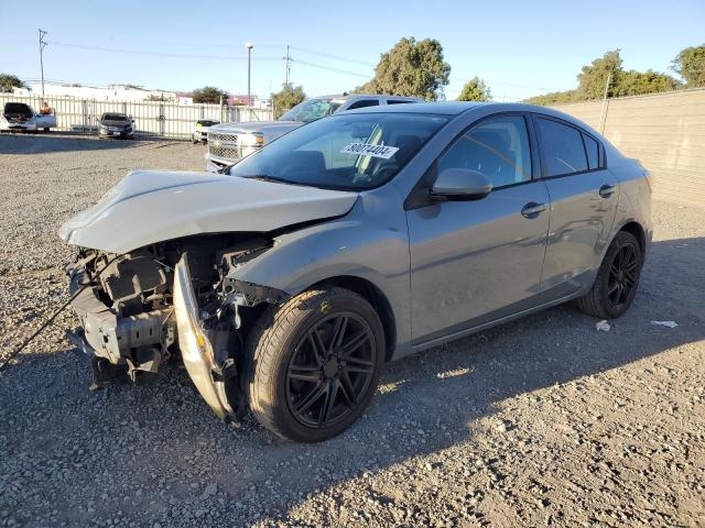 MAZDA 3 I 2012 with VIN JM1BL1UF8C1527500 - Photo from auction