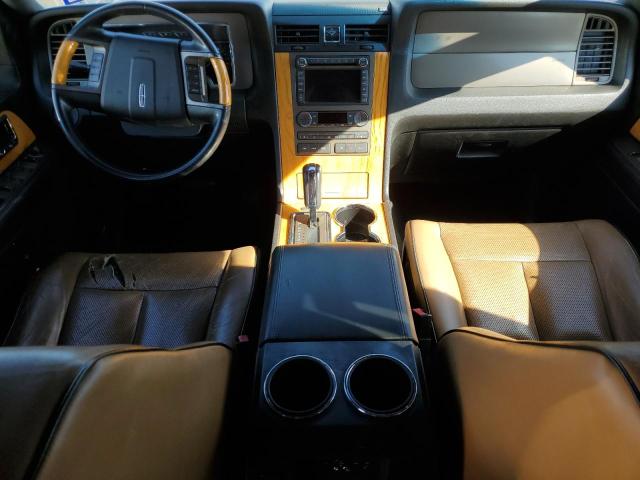 Photo 8 from auction – 2011 LINCOLN NAVIGATOR with VIN 5LMJJ2H58BEJ01847