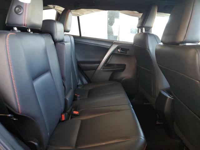 Photo 11 from auction – 2018 TOYOTA RAV4 SE with VIN 2T3NFREV9JW460820