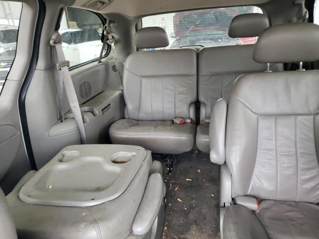 Photo 10 from auction – 2002 CHRYSLER TOWN & COU with VIN 2C8GP54LX2R736110