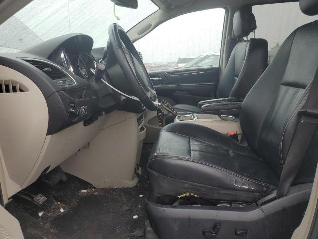 Photo 7 from auction – 2015 CHRYSLER TOWN & COU with VIN 2C4RC1BG4FR609265