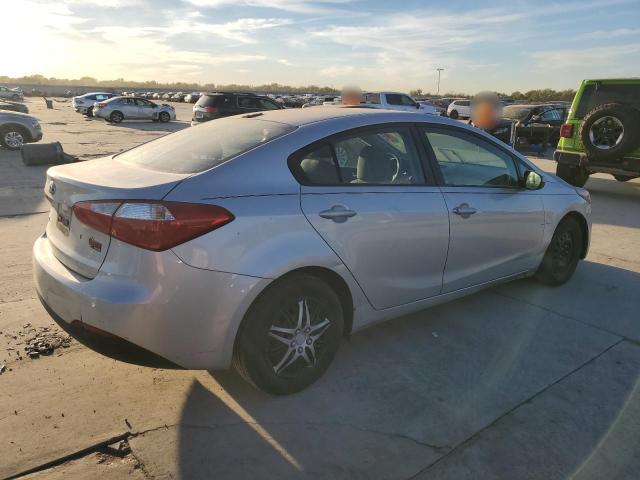 Photo 3 from auction – 2015 KIA FORTE LX with VIN KNAFK4A64F5415457