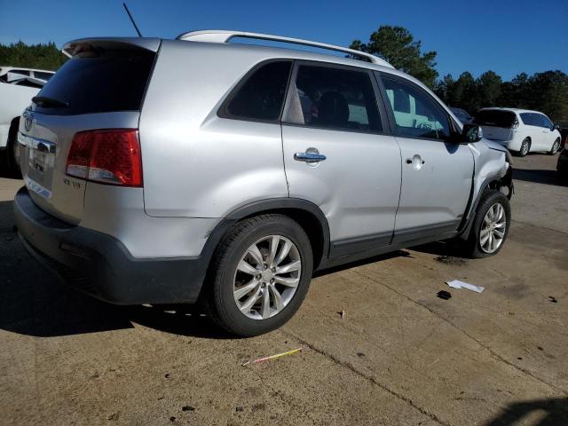 Photo 3 from auction – 2011 KIA SORENTO EX with VIN 5XYKUDA22BG160804