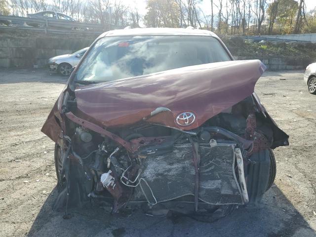 Photo 5 from auction – 2017 TOYOTA SIENNA XLE with VIN 5TDYZ3DC2HS824623