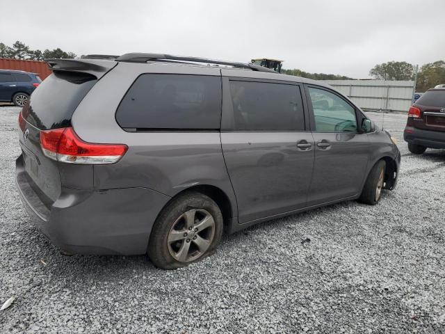 Photo 3 from auction – 2012 TOYOTA SIENNA BAS with VIN 5TDKA3DC8CS009526