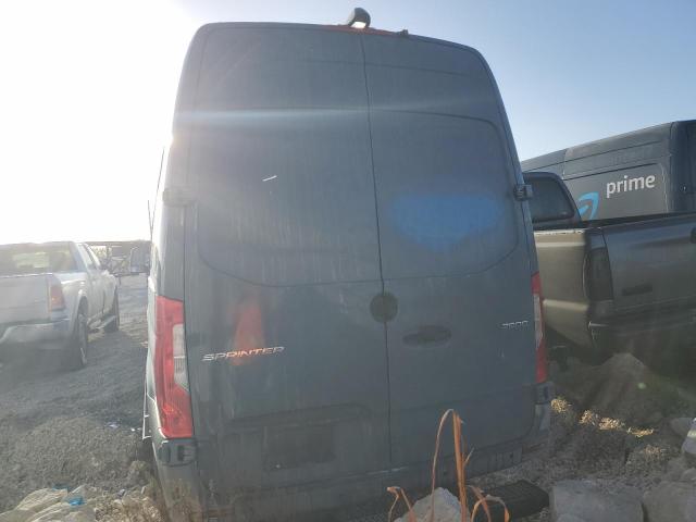 Photo 2 from auction – 2019 MERCEDES-BENZ SPRINTER 2 with VIN WD4PF0CD1KP074135