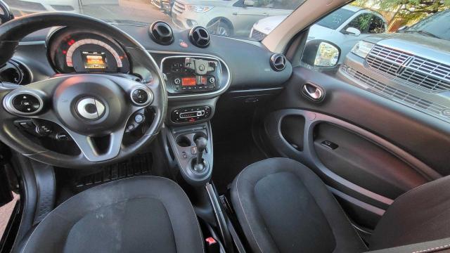 Photo 9 from auction – 2016 SMART FORTWO with VIN WMEFJ5DA2GK074057