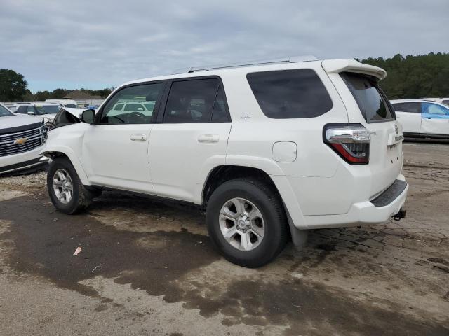 Photo 2 from auction – 2018 TOYOTA 4RUNNER SR with VIN JTEBU5JR7J5483087