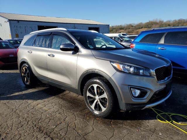 Photo 4 from auction – 2016 KIA SORENTO EX with VIN 5XYPHDA10GG137773