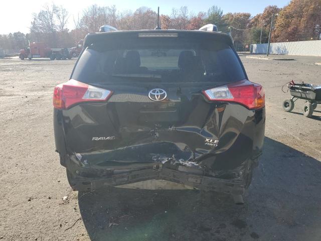 Photo 6 from auction – 2015 TOYOTA RAV4 XLE with VIN 2T3RFREV4FW231177