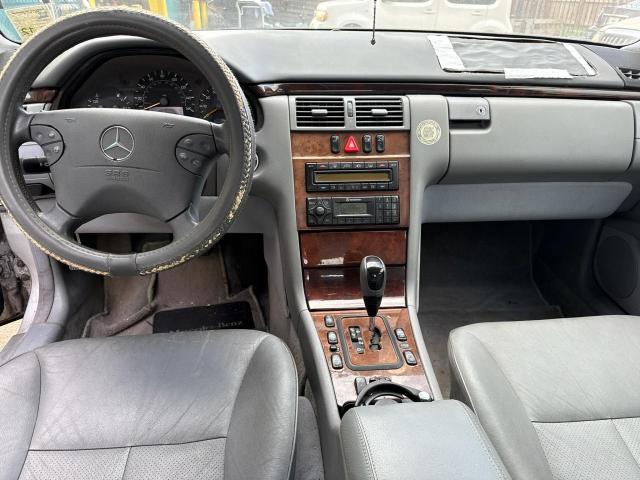 Photo 9 from auction – 2001 MERCEDES-BENZ E 320 with VIN WDBJF65J51B362188