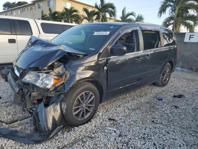 DODGE GRAND CARA 2017 with VIN 2C4RDGCG5HR761038 - Photo from auction