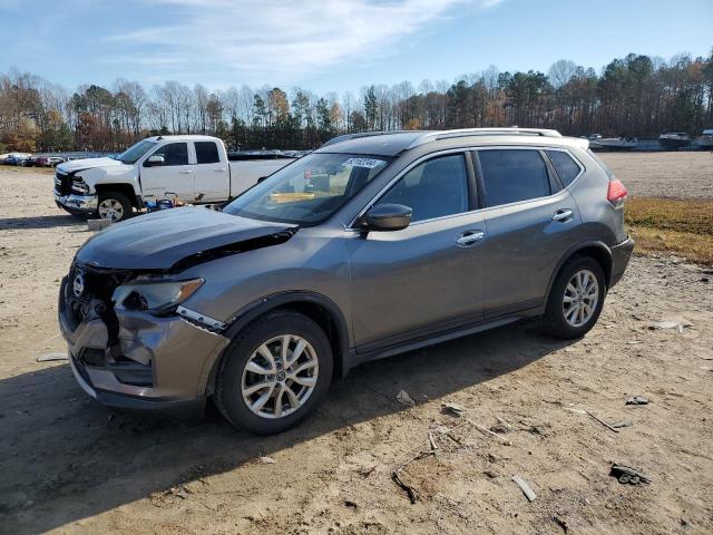 NISSAN ROGUE 2017 with VIN JN8AT2MT1HW134606 - Photo from auction