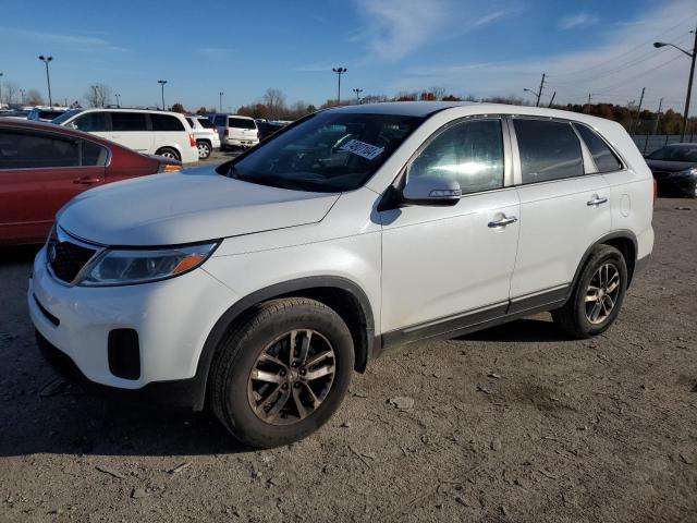 KIA SORENTO LX 2015 with VIN 5XYKT3A61FG596386 - Photo from auction