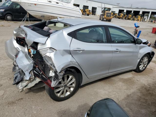 Photo 3 from auction – 2014 HYUNDAI ELANTRA SE with VIN KMHDH4AE2EU201809