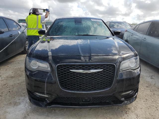 Photo 5 from auction – 2018 CHRYSLER 300 S with VIN 2C3CCABG5JH285574