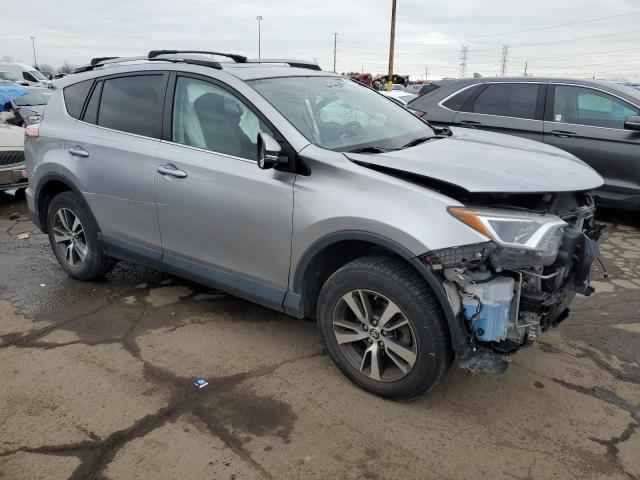 Photo 4 from auction – 2017 TOYOTA RAV4 XLE with VIN 2T3RFREV5HW549960