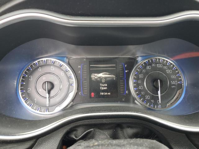 Photo 9 from auction – 2015 CHRYSLER 200 LIMITE with VIN 1C3CCCAB0FN685333
