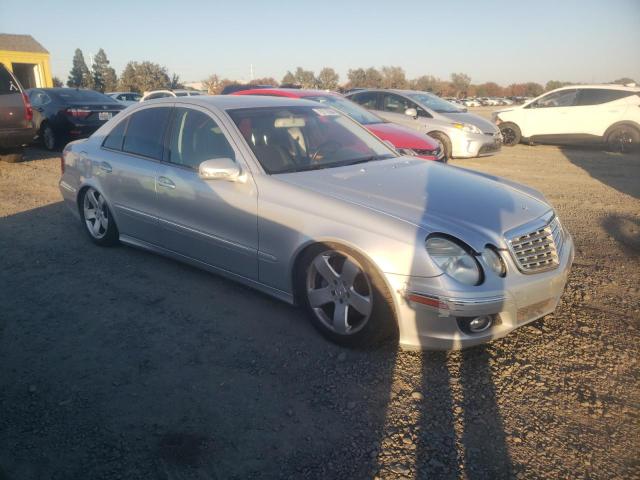 Photo 4 from auction – 2007 MERCEDES-BENZ E 550 with VIN WDBUF72X67B014629