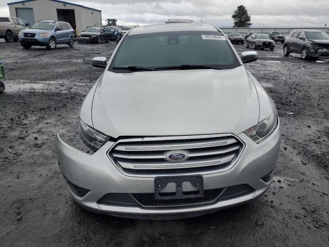 Photo 5 from auction – 2016 FORD TAURUS LIM with VIN 1FAHP2J82GG100199