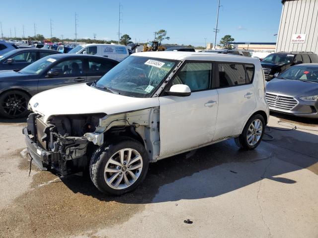 KIA SOUL + 2018 with VIN KNDJP3A5XJ7605129 - Photo from auction