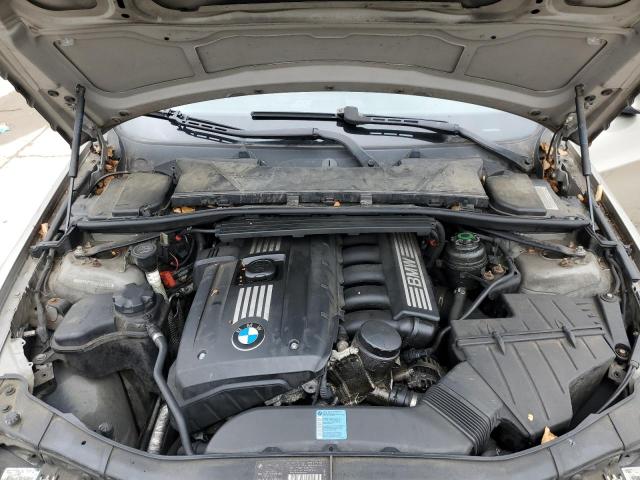 Photo 11 from auction – 2009 BMW 328 XI with VIN WBAPK735X9A464359