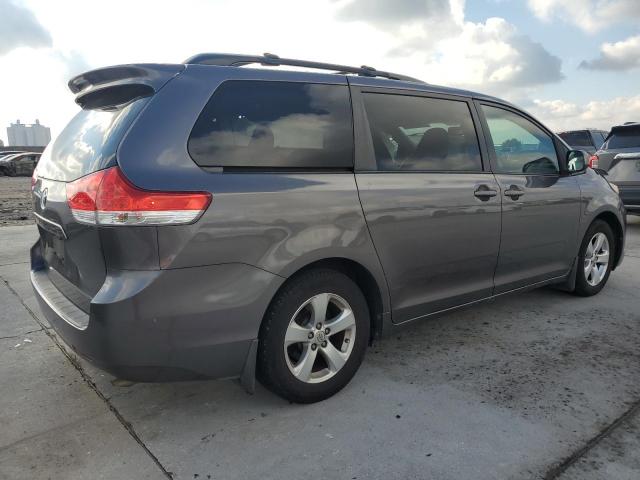 Photo 3 from auction – 2013 TOYOTA SIENNA LE with VIN 5TDKK3DC6DS382496