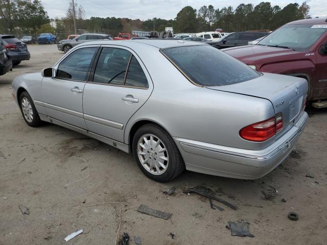 Photo 2 from auction – 2000 MERCEDES-BENZ E 320 with VIN WDBJF65J4YB153504