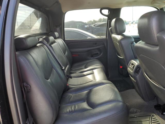 Photo 10 from auction – 2004 CHEVROLET AVALANCHE with VIN 3GNEK12T54G218392