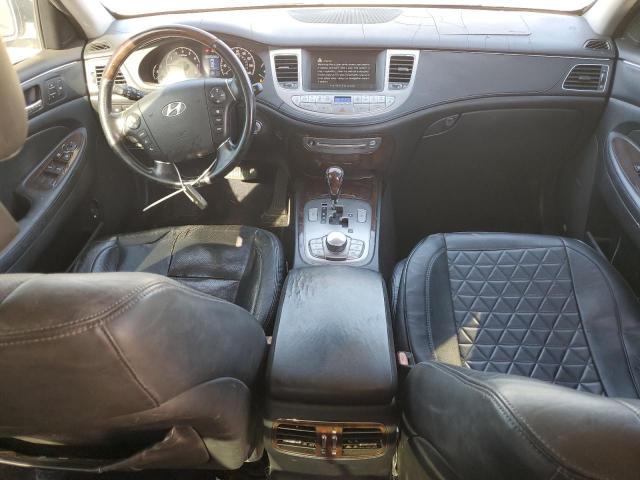 Photo 8 from auction – 2010 HYUNDAI GENESIS 4. with VIN KMHGC4DF0AU099209
