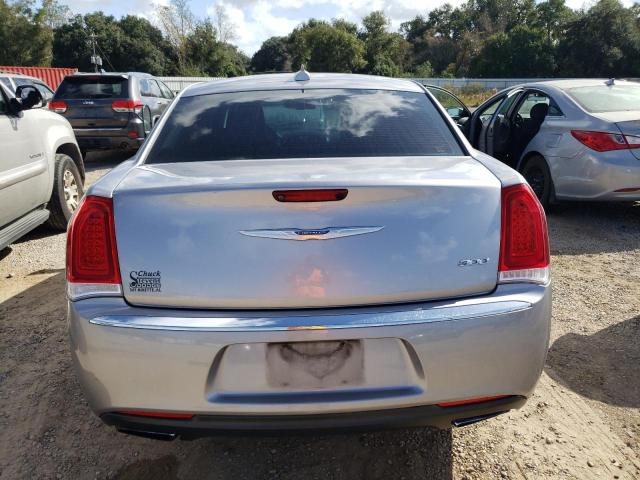 Photo 6 from auction – 2018 CHRYSLER 300 LIMITE with VIN 2C3CCAEG8JH167921