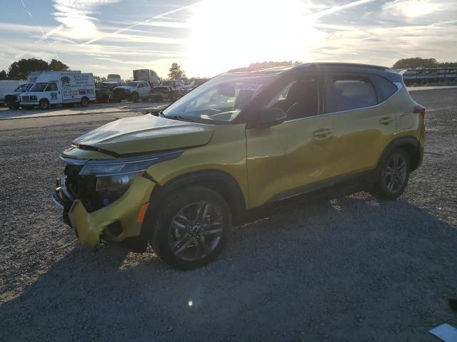 KIA SELTOS S 2023 with VIN KNDEU2AA0P7396204 - Photo from auction