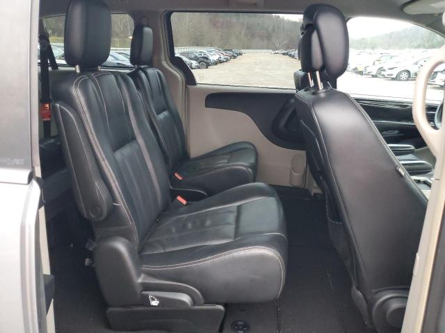 Photo 11 from auction – 2013 CHRYSLER TOWN & COU with VIN 2C4RC1BGXDR744165