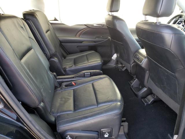 Photo 11 from auction – 2017 TOYOTA HIGHLANDER with VIN 5TDJZRFH7HS439409