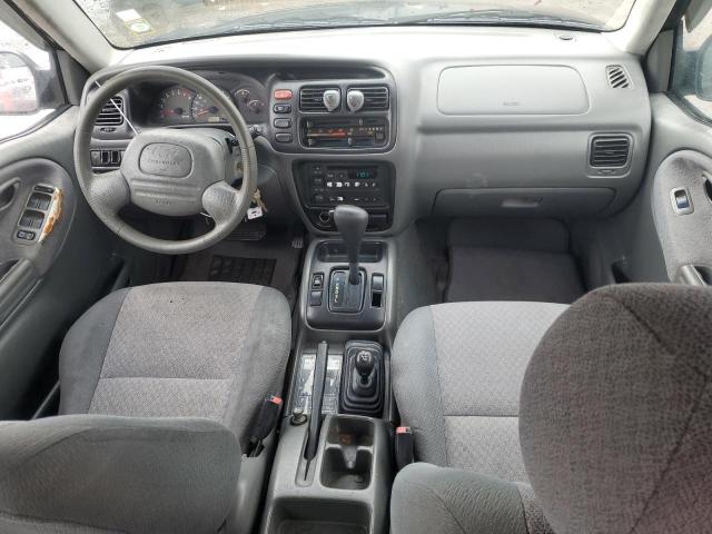 Photo 8 from auction – 2000 CHEVROLET TRACKER with VIN 2CNBJ13C2Y6908949