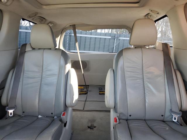 Photo 10 from auction – 2011 TOYOTA SIENNA XLE with VIN 5TDDK3DC7BS026774