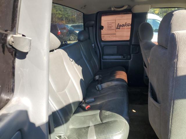 Photo 10 from auction – 2004 CHEVROLET SILVERADO with VIN 2GCEC19V341157453