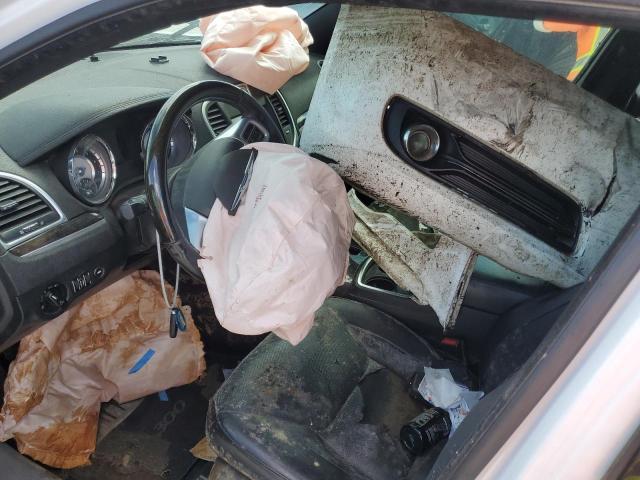 Photo 8 from auction – 2014 CHRYSLER 300C with VIN 2C3CCAET1EH169593