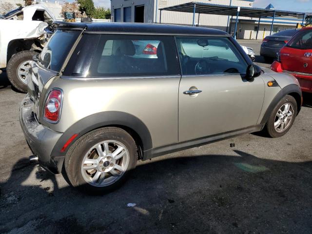 Photo 3 from auction – 2011 MINI COOPER with VIN WMWSU3C58BT094617