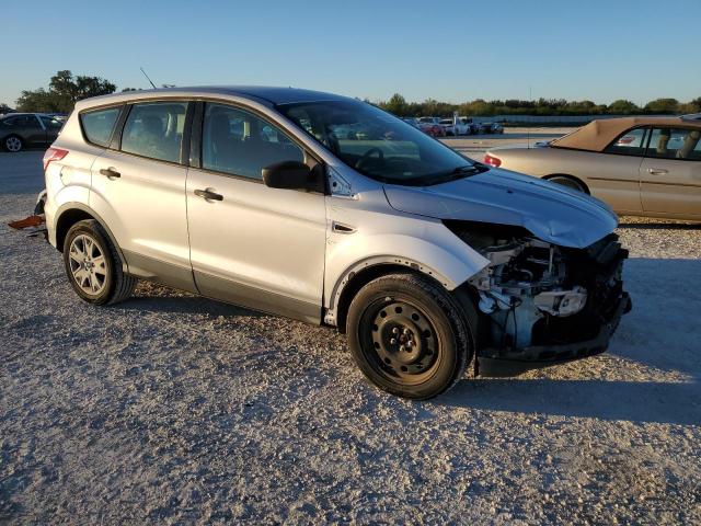 Photo 4 from auction – 2013 FORD ESCAPE S with VIN 1FMCU0F75DUD32421