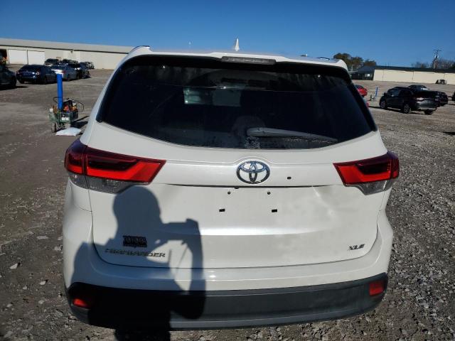 Photo 6 from auction – 2017 TOYOTA HIGHLANDER with VIN 5TDKZRFH9HS520111