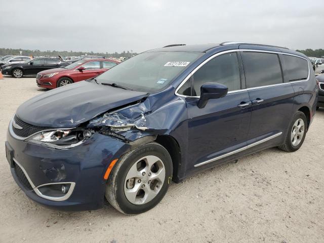 CHRYSLER PACIFICA T 2017 with VIN 2C4RC1EG9HR727343 - Photo from auction