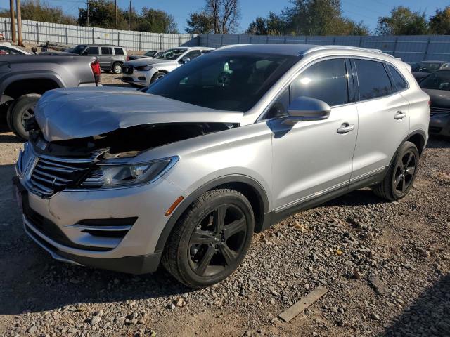 LINCOLN MKC PREMIE 2017 with VIN 5LMCJ1C97HUL50054 - Photo from auction