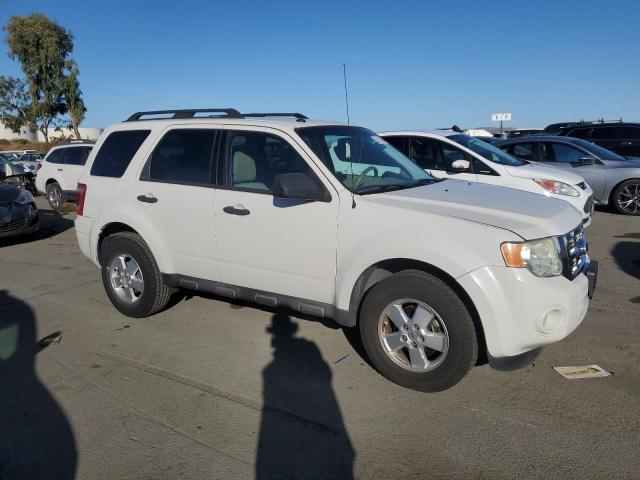 Photo 4 from auction – 2011 FORD ESCAPE XLT with VIN 1FMCU0D71BKA08331
