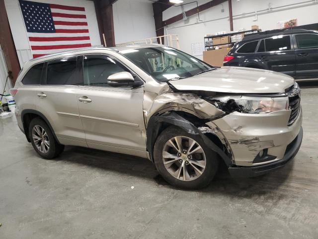 Photo 4 from auction – 2015 TOYOTA HIGHLANDER with VIN 5TDJKRFH4FS149162