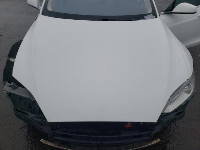 Photo 11 from auction – 2013 TESLA MODEL S with VIN 5YJSA1CN0DFP04497