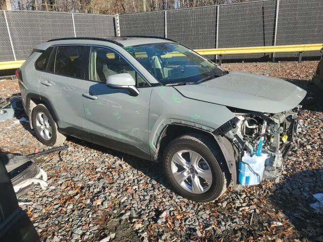 Фото 4 с аукциона – 2021 TOYOTA RAV4 XLE с VIN JTMP1RFV2MD079916